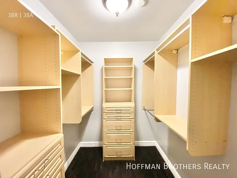 1135 Rexford Dr #102 — Photo 17