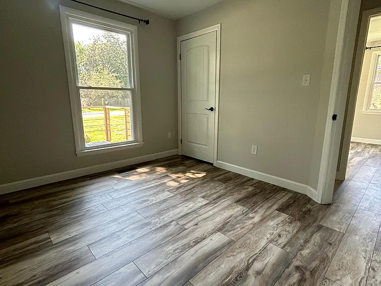 2632 Owens Dr — Photo 9