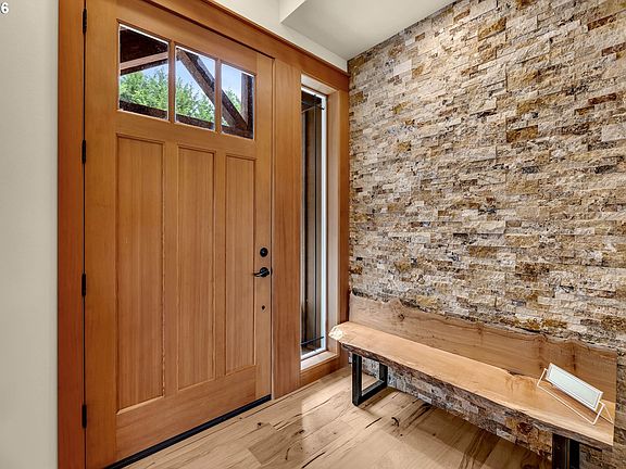 4th image of 2545 S Demaris Pl