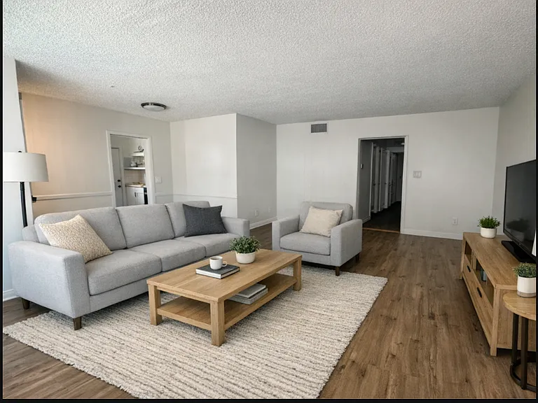 10111 England Ave #1 — Photo 3
