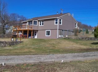 39 Upland St, Worcester, MA 01607