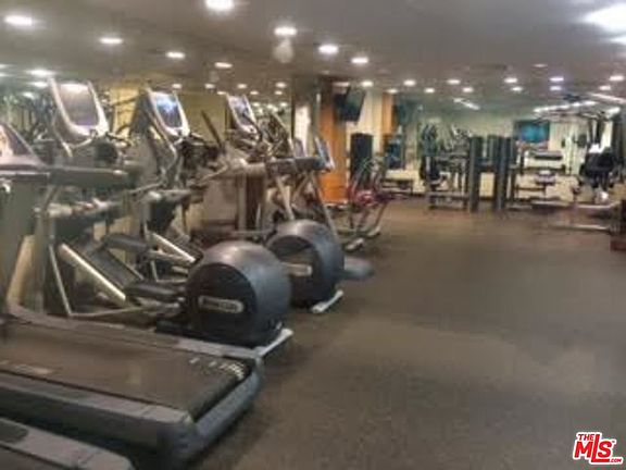 4th image of 13600 Marina Pointe Dr Unit 510