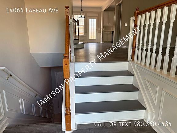 3rd image of 14064 Labeau Ave