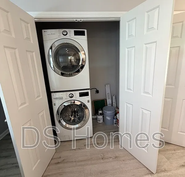 1028 Kent St — Photo 9