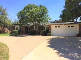1202 E Warren St, Brownfield, TX 79316