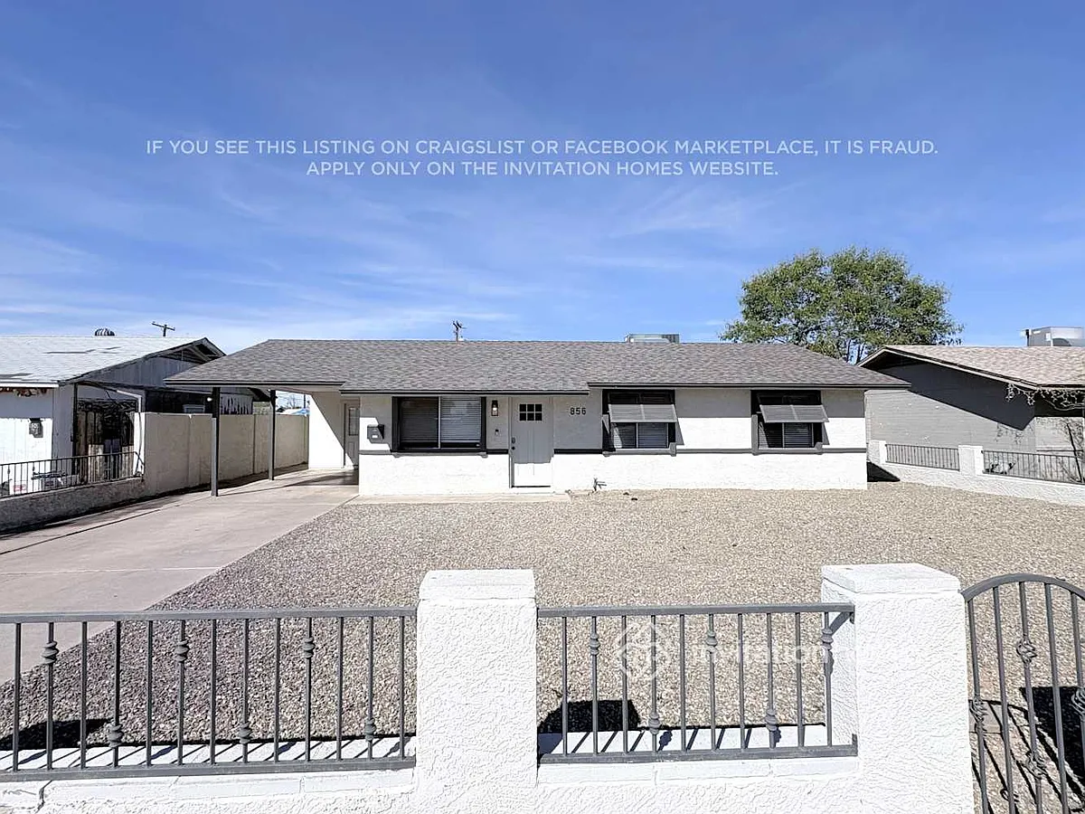 Building Photo - 856 E 9th Ave