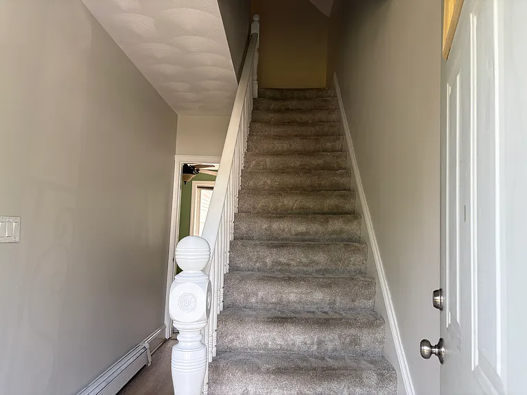 11 Ray Ave — Photo 16