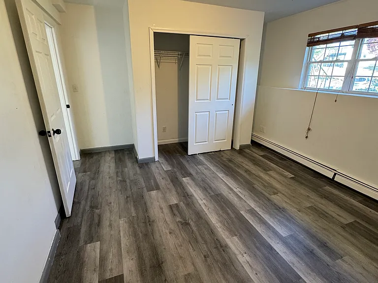 Summit Pl — Photo 2