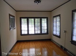 703 W Nevada St APT 3, Urbana, IL