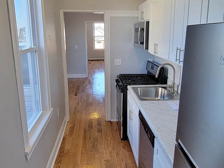 18 Poplar St #2L — Photo 12