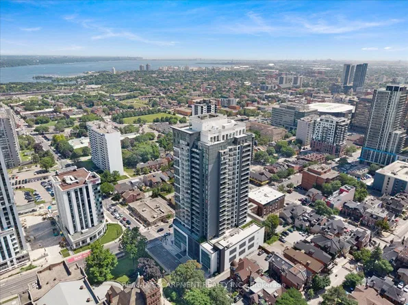 15 Queen St S #2309, Hamilton, ON L8P 3R4