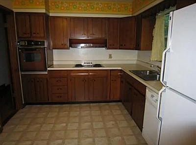 4th image of 112 Stratford Pl