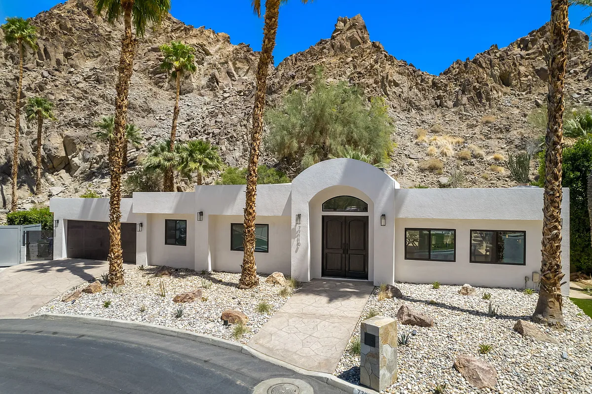 Building Photo - 77110 Desi Dr
