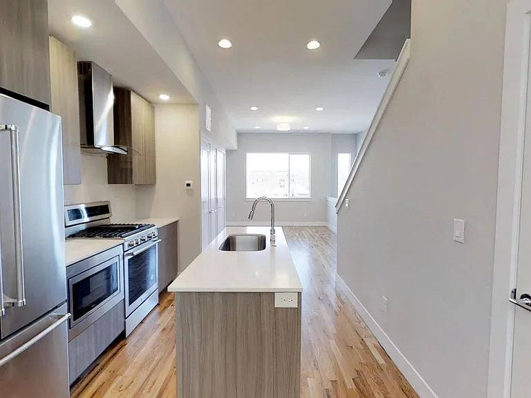 2962 W 28th Ave — Photo 7