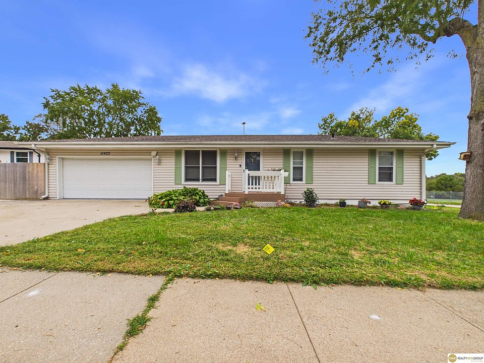 1st image of 11423 S Cir