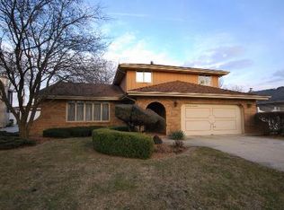 9917 Mansfield Ave, Oak Lawn, IL 60453