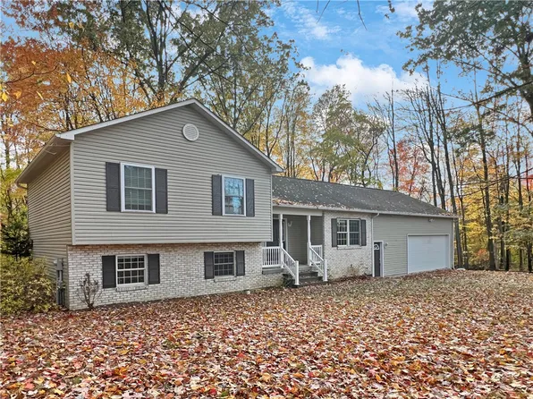 2916 Princeton Ave, New Castle, PA 16101