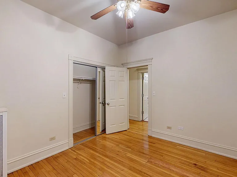 5533 S. Blackstone — Photo 20