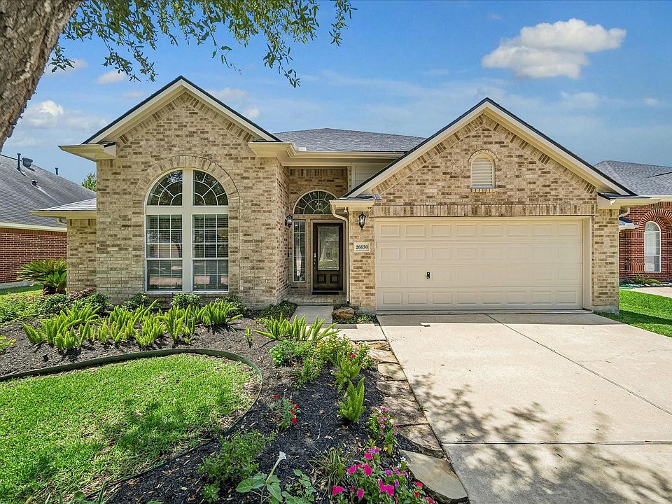1st image of 26630 Summerbend Hollow Ln