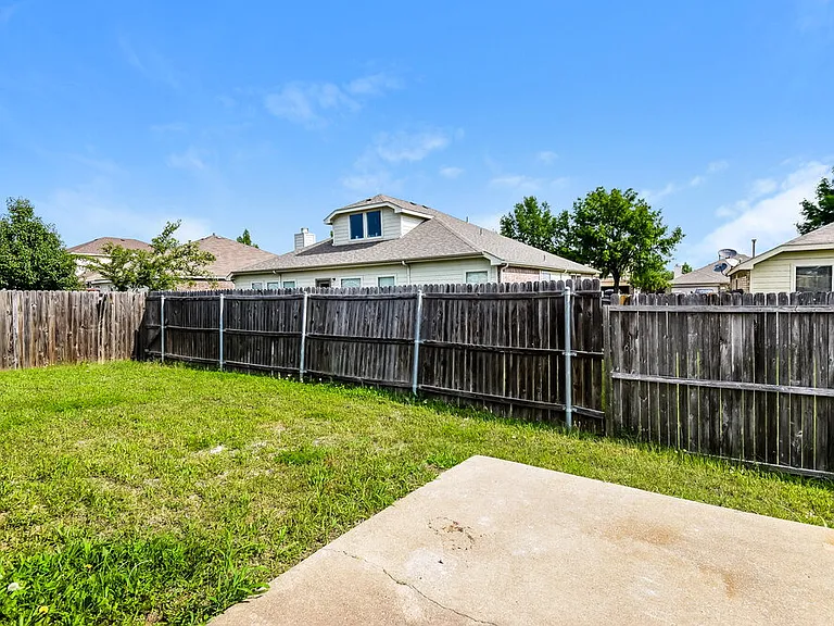 2022 Cobblestone Trl — Photo 16