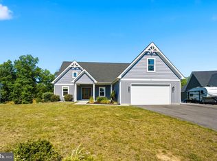 102 Nugget Way, Martinsburg, WV 25405