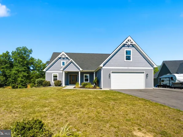 102 Nugget Way, Martinsburg, WV 25405