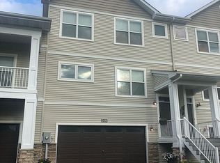2438 Elianna Dr, Northfield, MN 55057