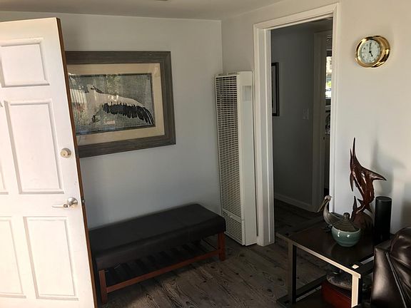 4th image of 625 Manhattan Beach Blvd #A