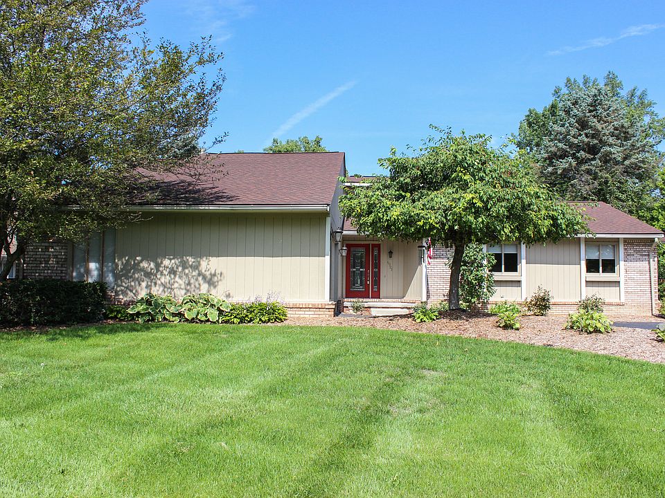 1st image of 6921 Ellinwood Dr
