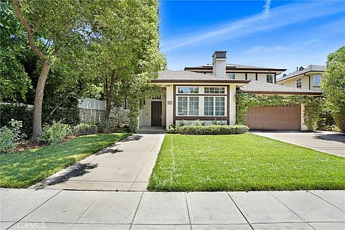 1714 W Oak St Photo 1 1714 W Oak St Photo 1