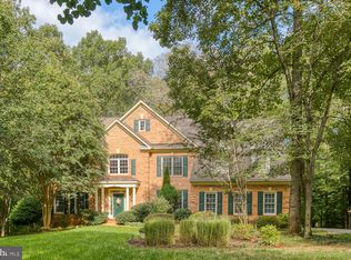 11360 Moore Dr, Manassas, VA 20111