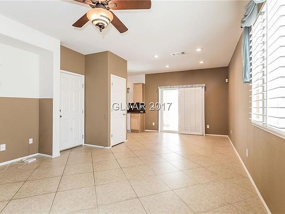 3rd image of 10634 Bandera Mountain Ln