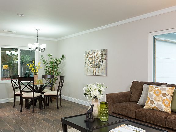 5th image of 5301 Esmeralda St