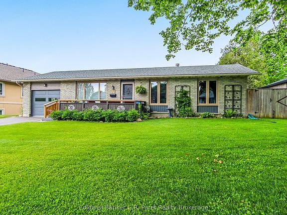 3rd image of 27 Woodcock Dr
