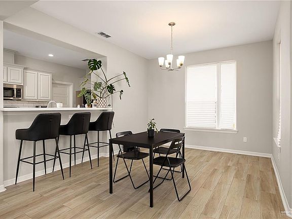 5th image of 14435 Chalk Ridge Dr
