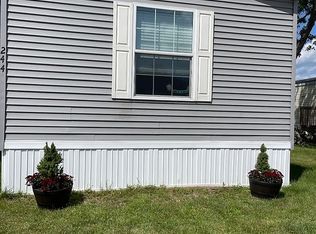 5232 E Broadway Rd #244, Mount Pleasant, MI 48858