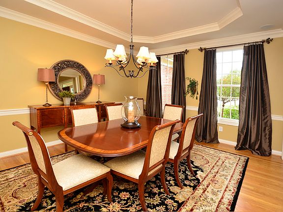 3rd image of 6733 Surlyn Ct