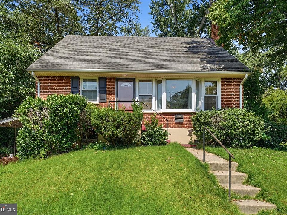 1st image of 10500 Deakins Hall Dr
