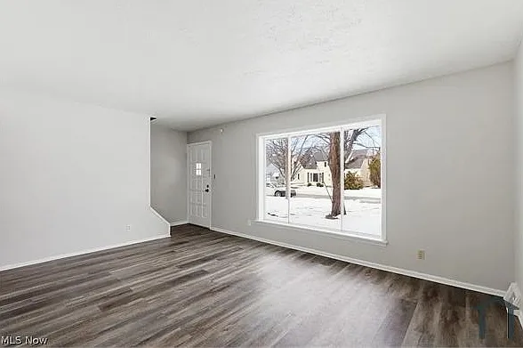 27190 Zeman Ave — Photo 12