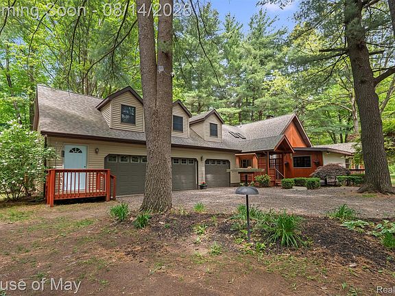 3rd image of 4474 Five Lakes Rd