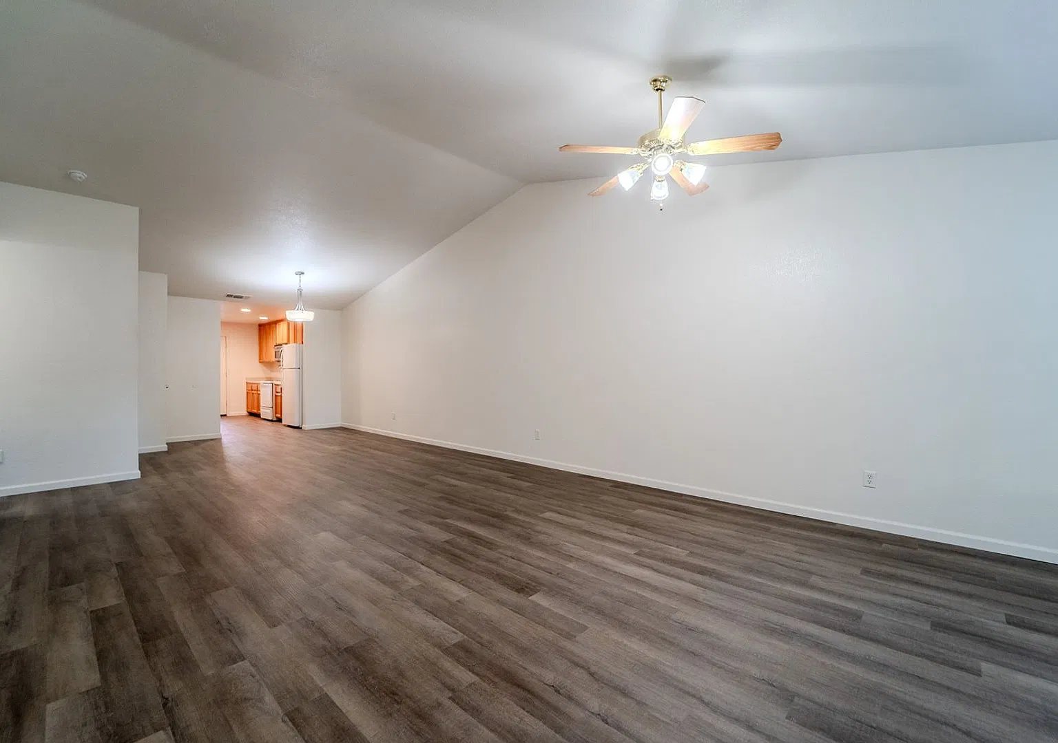 Spacious 3-Bedroom Home with Fenced Yard & 2-Car Garage — Photo 2