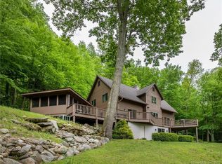 28 Garnet Rd, Roxbury, CT 06783