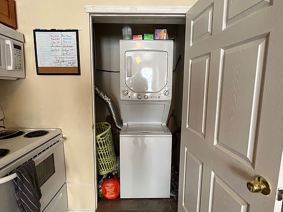 4th image of 1429 W Norris St #B