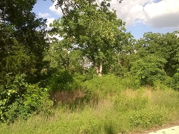 3rd image of 150 Creekside Dr