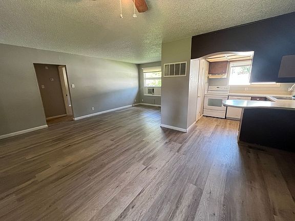 4th image of 509 Burlington Ave