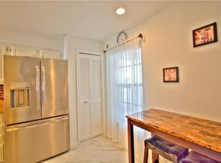 9590 Victoria Ln #B-306, Naples, FL 34109