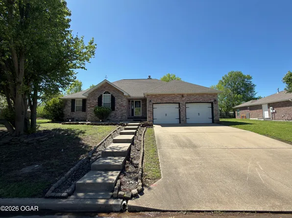 3522 Cypress Dr, Webb City, MO 64870