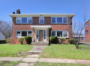 193 Eppirt St, East Orange, NJ 07018