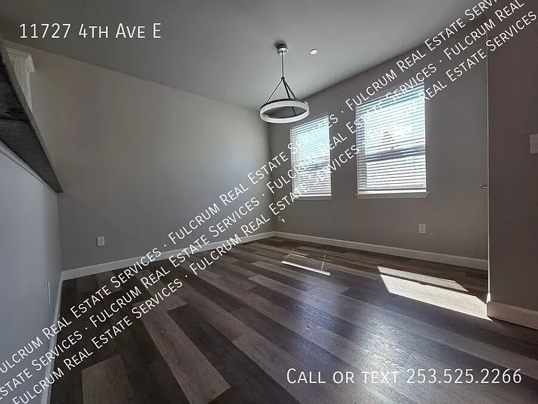 11727 4th Ave E — Photo 14