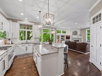 18000 Turtle Point, Eden Prairie, MN, 55347